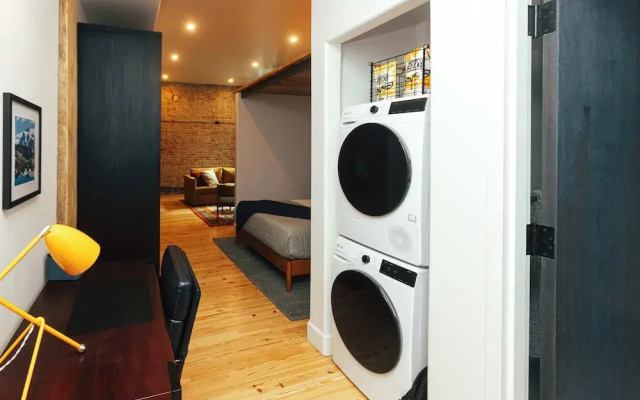 Loft 303 - The William - Atrium - Chic - Walkable