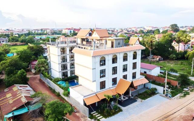 Central Blanche Residence
