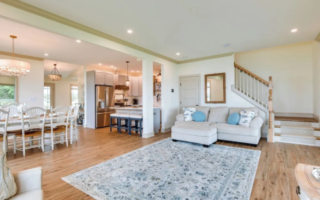 Waterfront Maryland Vacation Home: Private Beach!