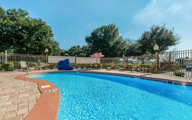 Sleep Inn and Suites - Ocala / Belleview