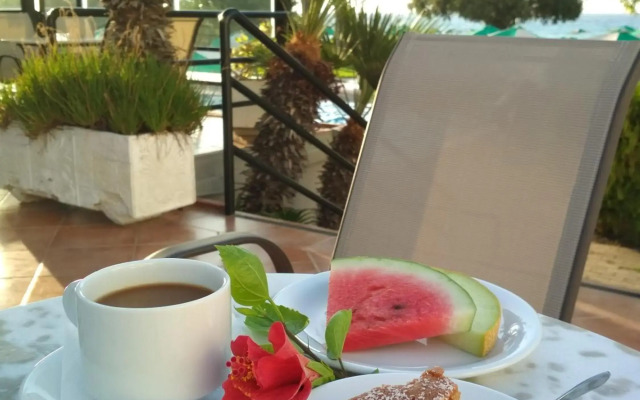 Pylea Beach Hotel