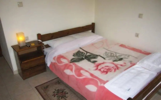 Pavlou Rooms