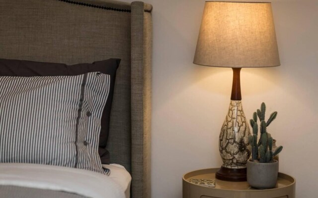 Art Deco 2 Bed Sydney And Darlinghurst Gem