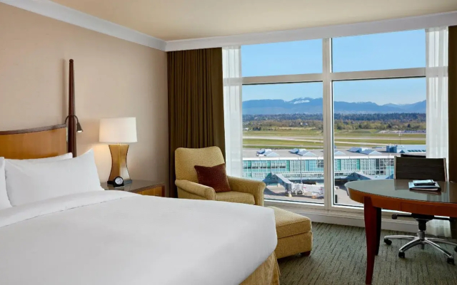 Fairmont Vancouver Airport In-Terminal Hotel