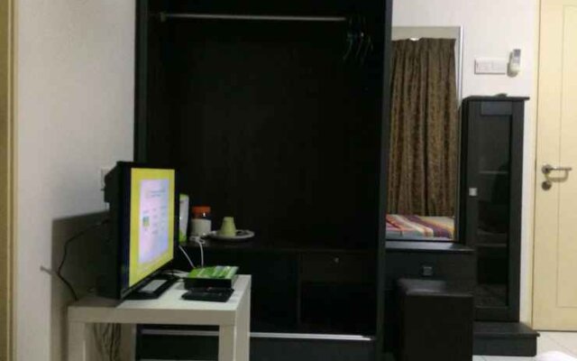 Lawang Suite Basic Roomstay