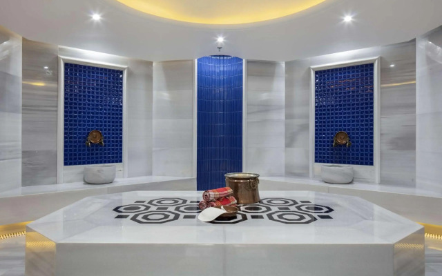 Doubletree By Hilton Canakkale