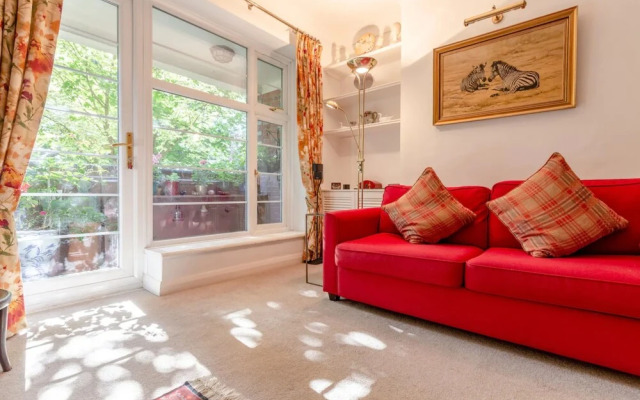 Stylish 2 Bedroom Apartment in Peaceful Richmond
