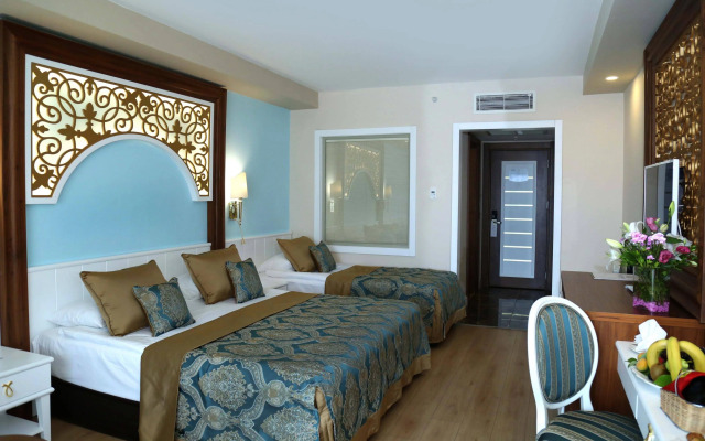 J'adore Deluxe Hotel & Spa