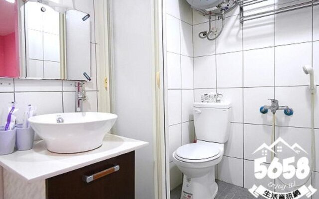 Fengchia Bichon Art Homestay