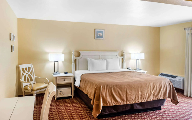 Quality Inn & Suites Capitola By the Sea