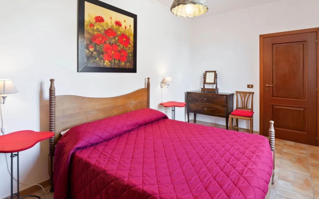 Delightful Holiday Home in Bolsena With Swimming Pool