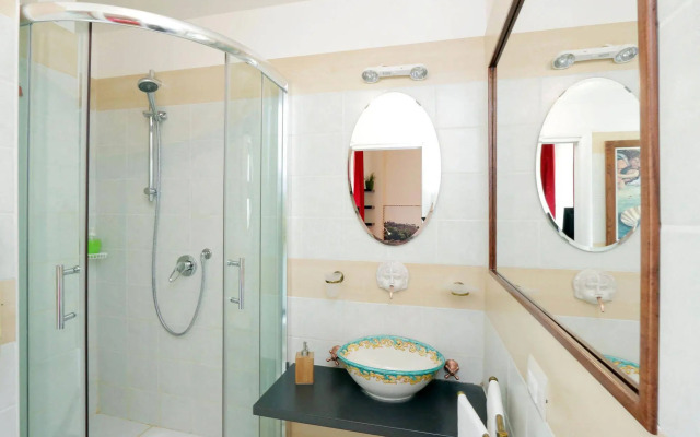 LHG Comfy Rooms