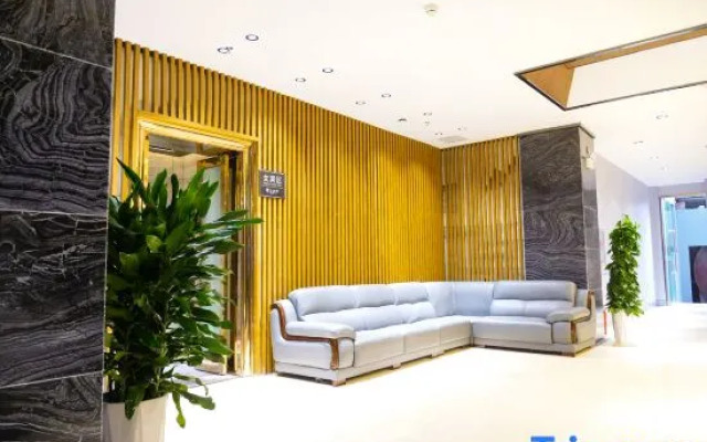 Xinxiang Zhonglian Hotel
