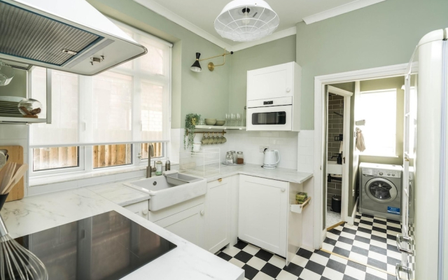 Beautiful 1BD Garden Flat in Golders Green