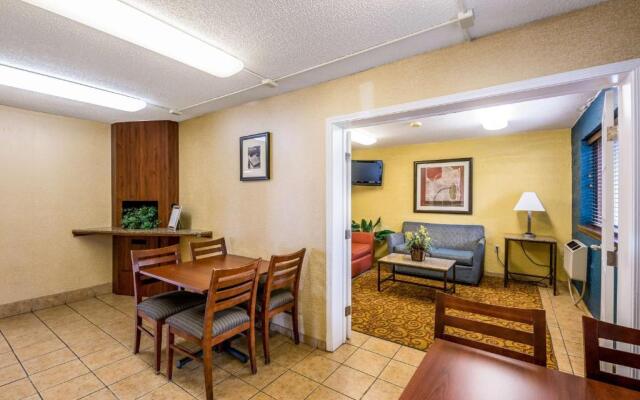 Motel 6 Cedar Rapids, IA - Airport