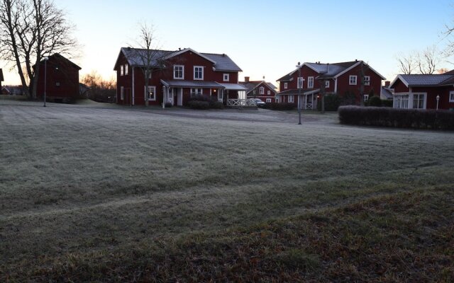 Stunning Home in Sjötorp With 3 Bedrooms and Wifi