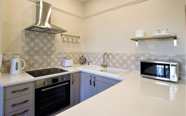 Clifton Court - yourapartment