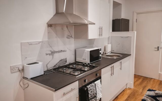 SH Apartments - Dixon Street