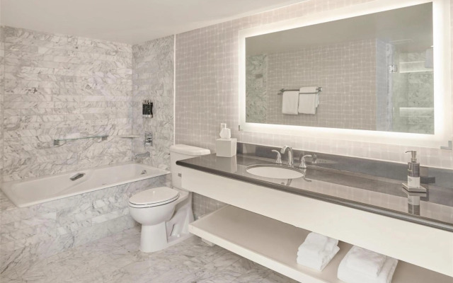 Hyatt Centric Delfina Santa Monica