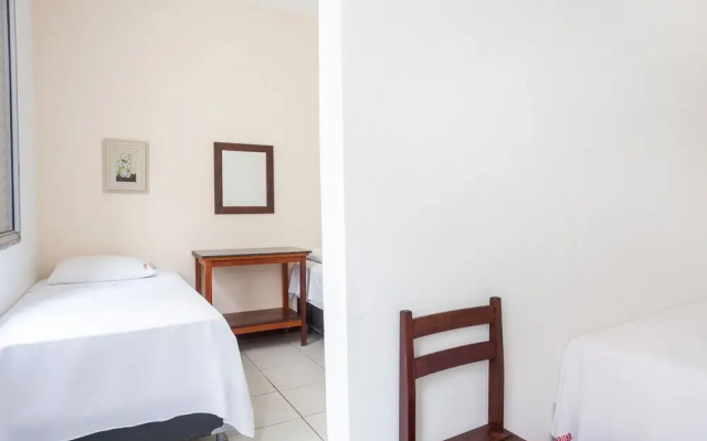 Hotel Economy 888 By UP Hotel Próximo a Praça da Estação e Rodoviária