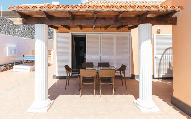 Classic Villa, luxe, private pool & prime location