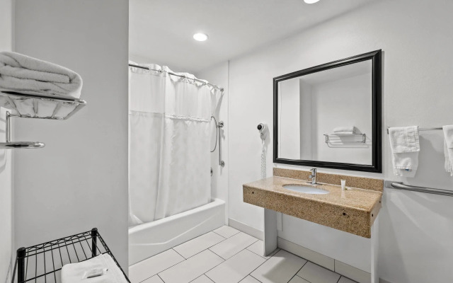 Days Inn by Wyndham Tucson Airport