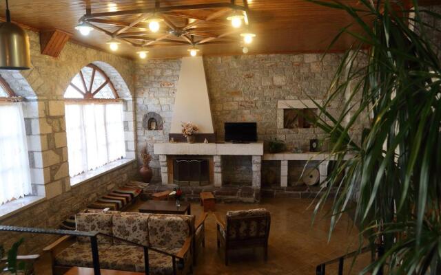 Hotel Mani