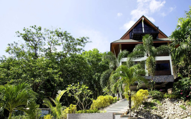 Thara Bayview Villa