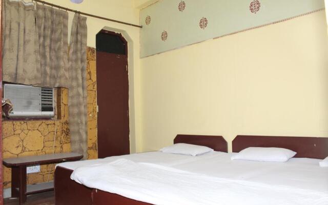 Hotel Raj Bed & Breakfast