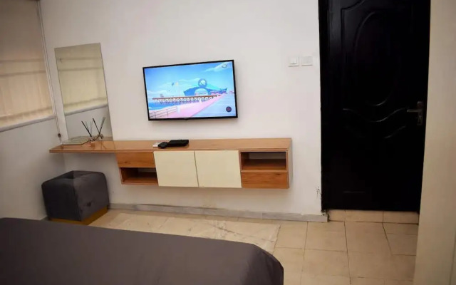 Stunning 1-bed Apartment in Lekki Phase 1