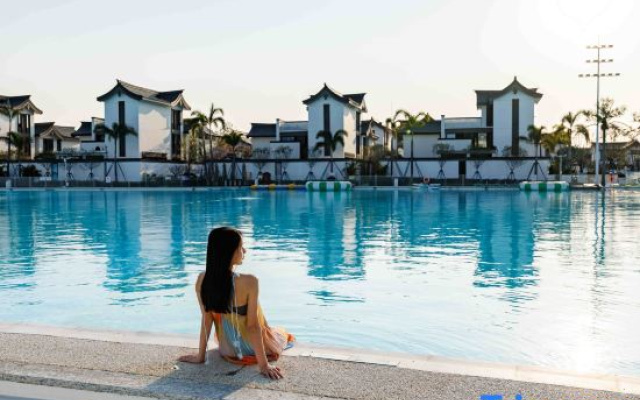 Qingyuan Suye Hot Spring Resort Villa – People – Qingyuan