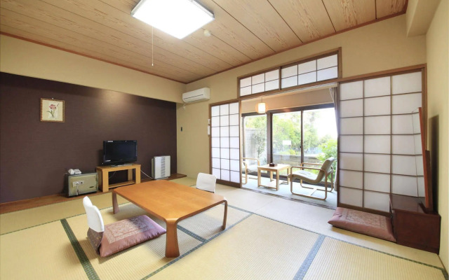 Izuajiro-onsen Shoufuen
