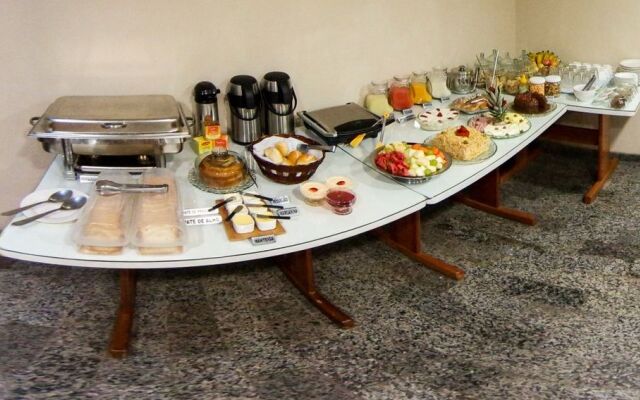 Quality Leste Hotel