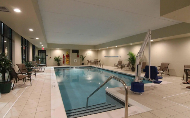 Hampton Inn Huntington University Area