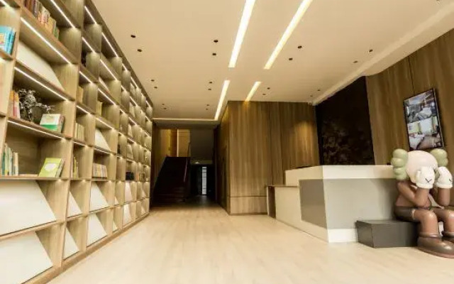 Durbert Darhan Hotel