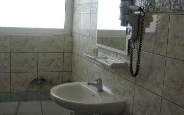Rodini Beach Hotel