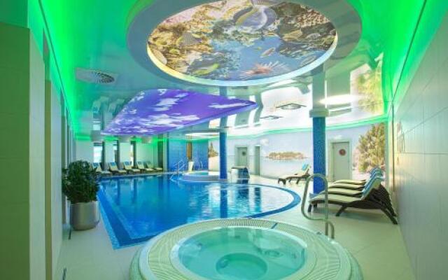 Grand Laola Spa