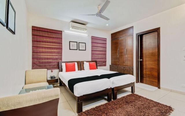 OYO 14502 Hotel Hill View Guest House Hitech City