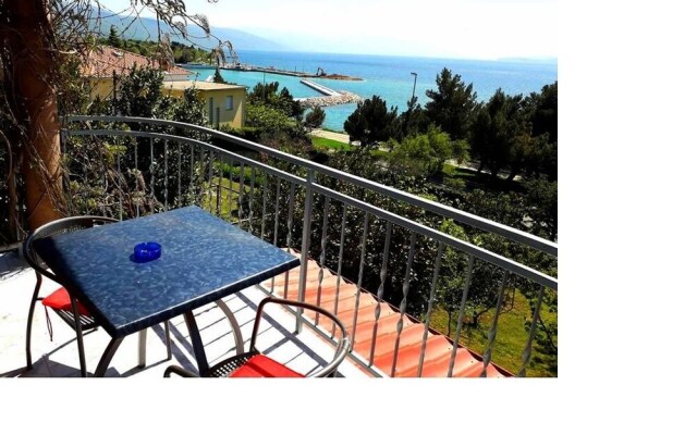 Hotel Ema