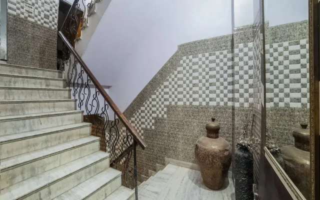 Oyo 36289 Hotel Maurvi