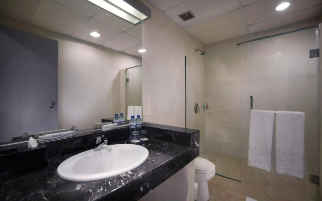 Royal Palm Hotel & Conference Center Cengkareng