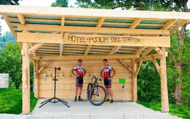 Hotel Podium