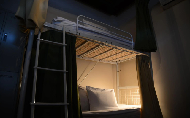 The Deer Park Inn – Guest Rooms – Nara