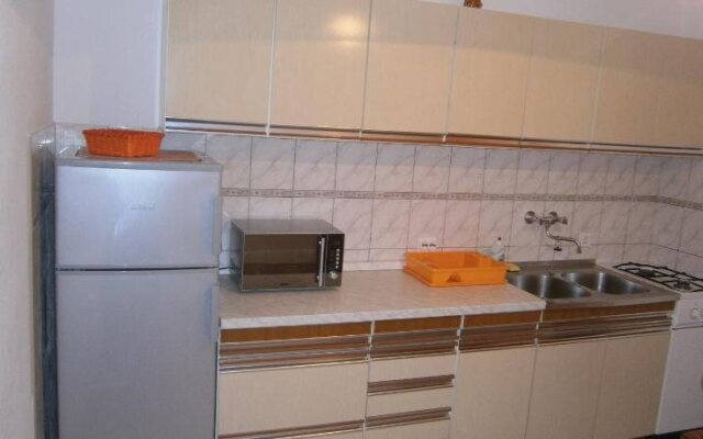 Apartments Huljic