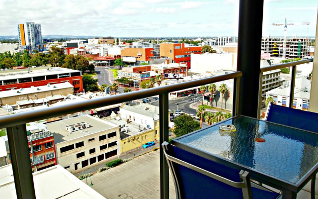 Adelaide DressCircle Apartments North Terrace