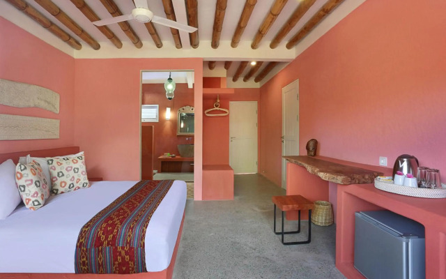PinkCoco Gili Trawangan - Constant Surprises- for Cool Adults Only
