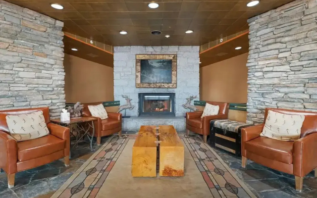 Owner-Managed Ridge Tahoe Studio
