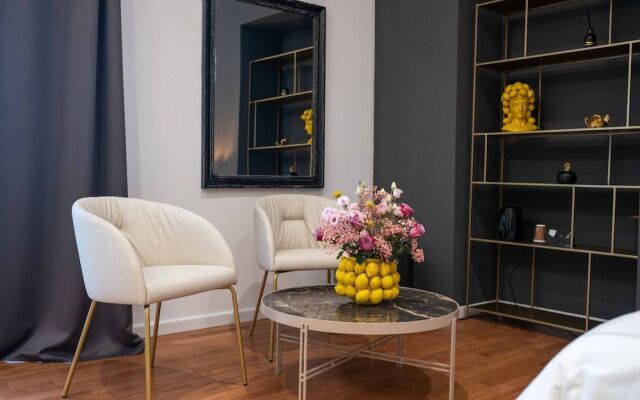 Mareluna Rooms