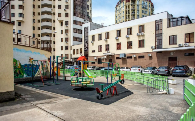 Sun City Apartment (Сан Сити Апартмент) на улице Виноградная 2/3