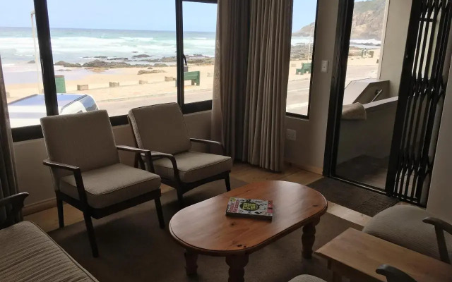Herolds Bay Accommodation - Coo-ee 2